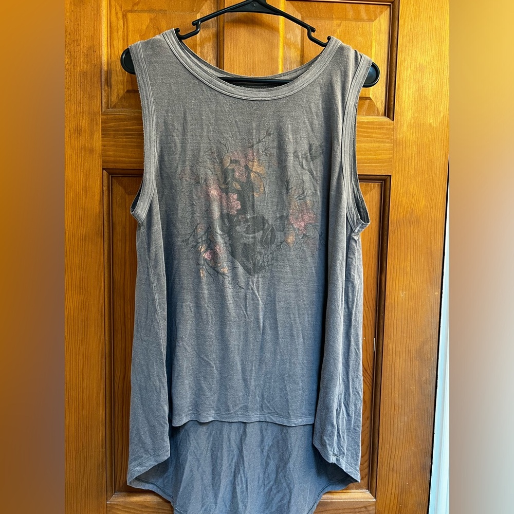 AE soft & sexy vintage skull print